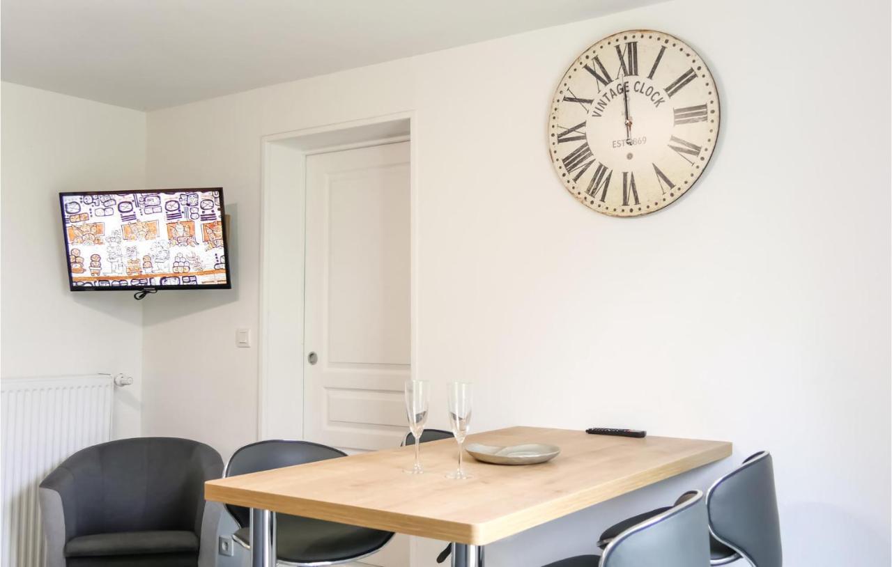 Gorgeous Apartment In Pirou With Kitchen ภายนอก รูปภาพ