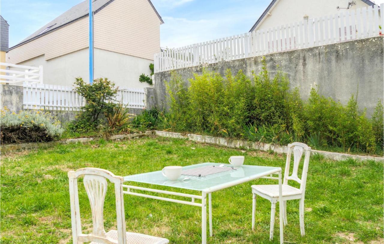 Gorgeous Apartment In Pirou With Kitchen ภายนอก รูปภาพ