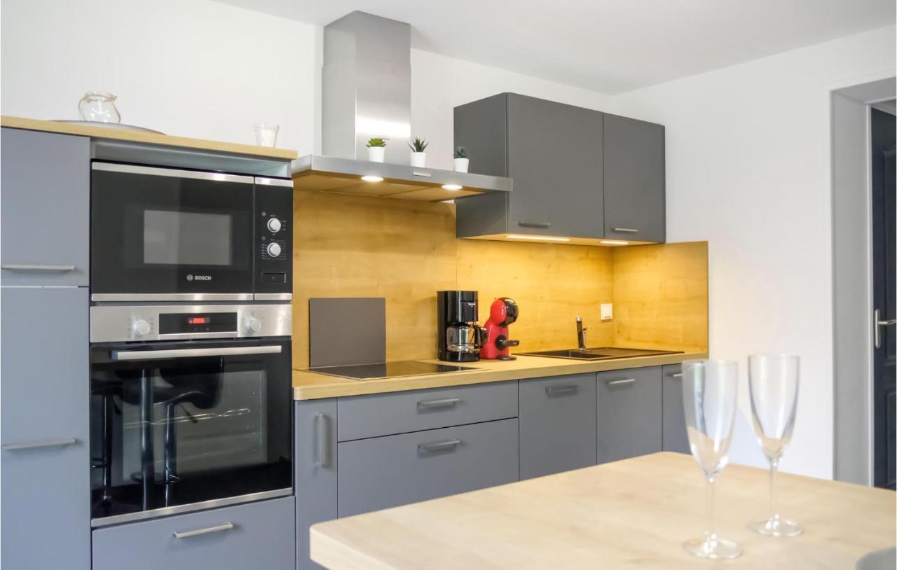 Gorgeous Apartment In Pirou With Kitchen ภายนอก รูปภาพ